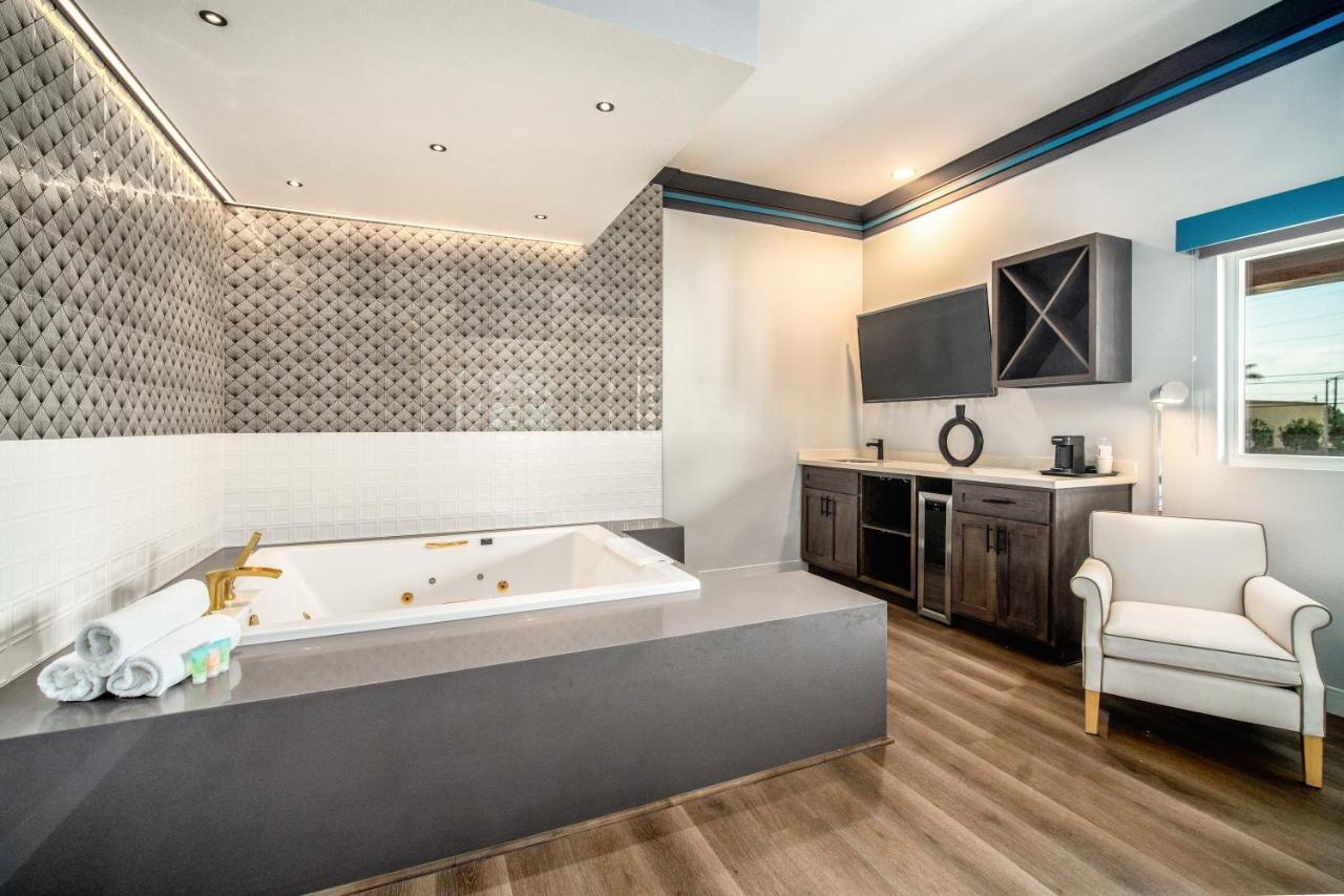 Aspire Inn Studios & Spas Bellflower Kültér fotó